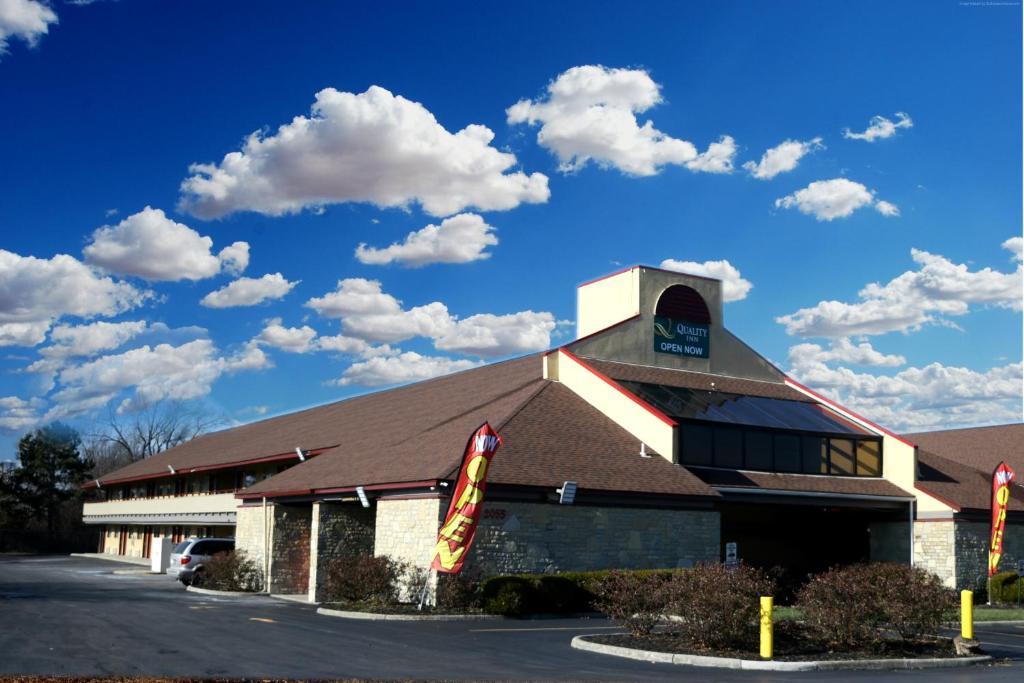 Quality Inn Columbus-East Exterior foto