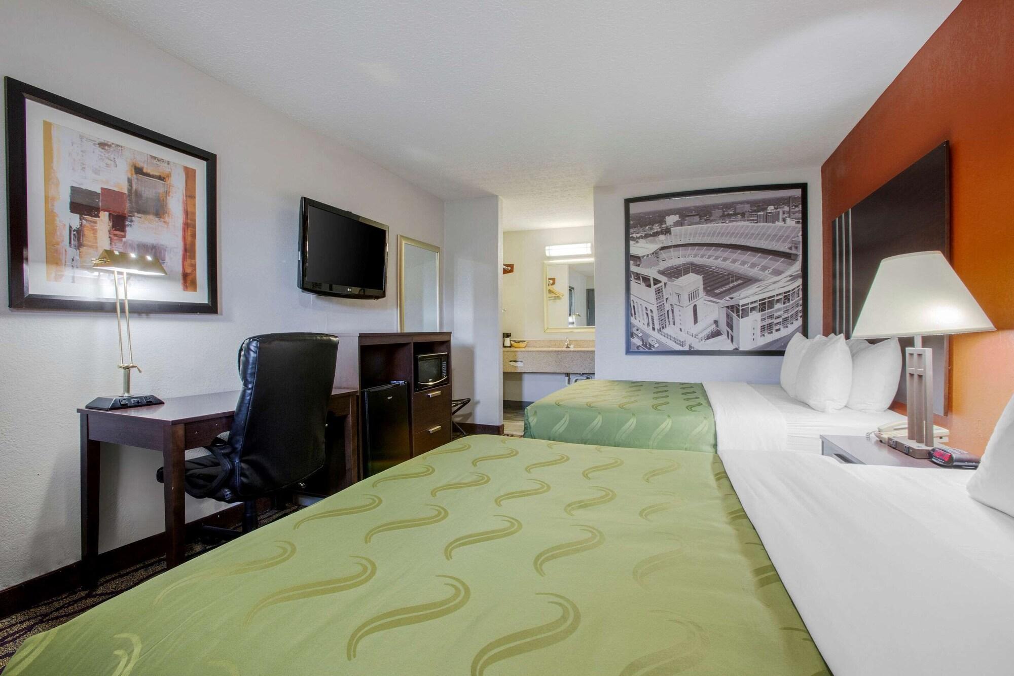 Quality Inn Columbus-East Exterior foto