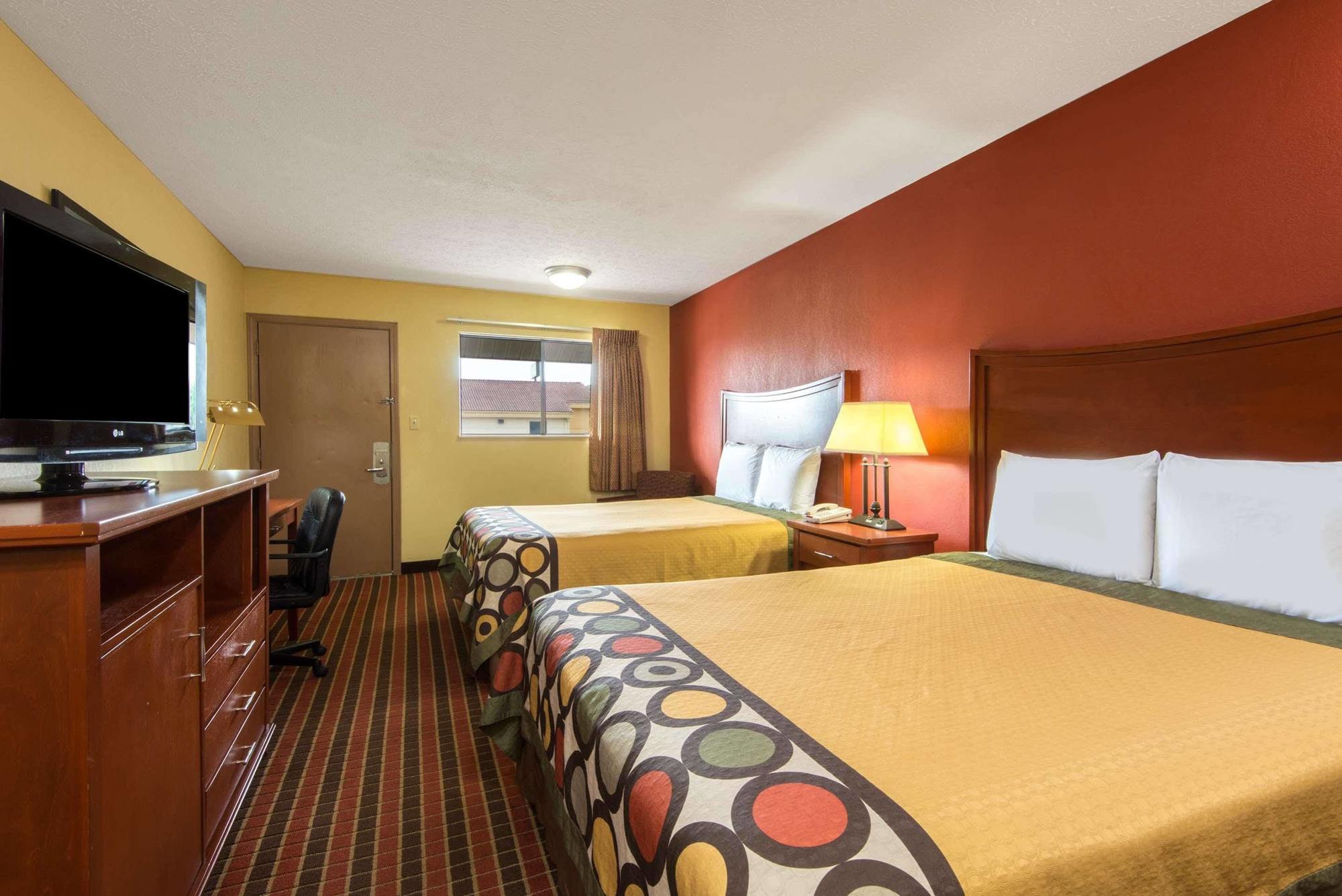Quality Inn Columbus-East Exterior foto